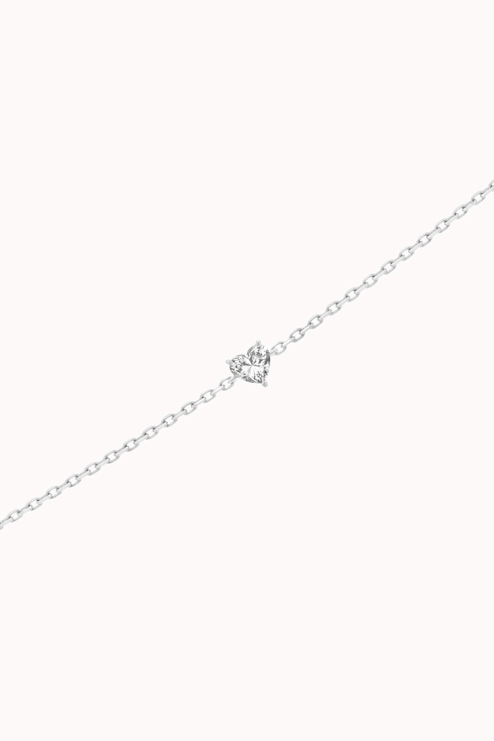 Mara heart diamond bracelet in solid white gold by Anate, three-quarter angle view