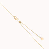 Kaia pear diamond tie necklace in solid yellow gold by Anate, close-up of the chain