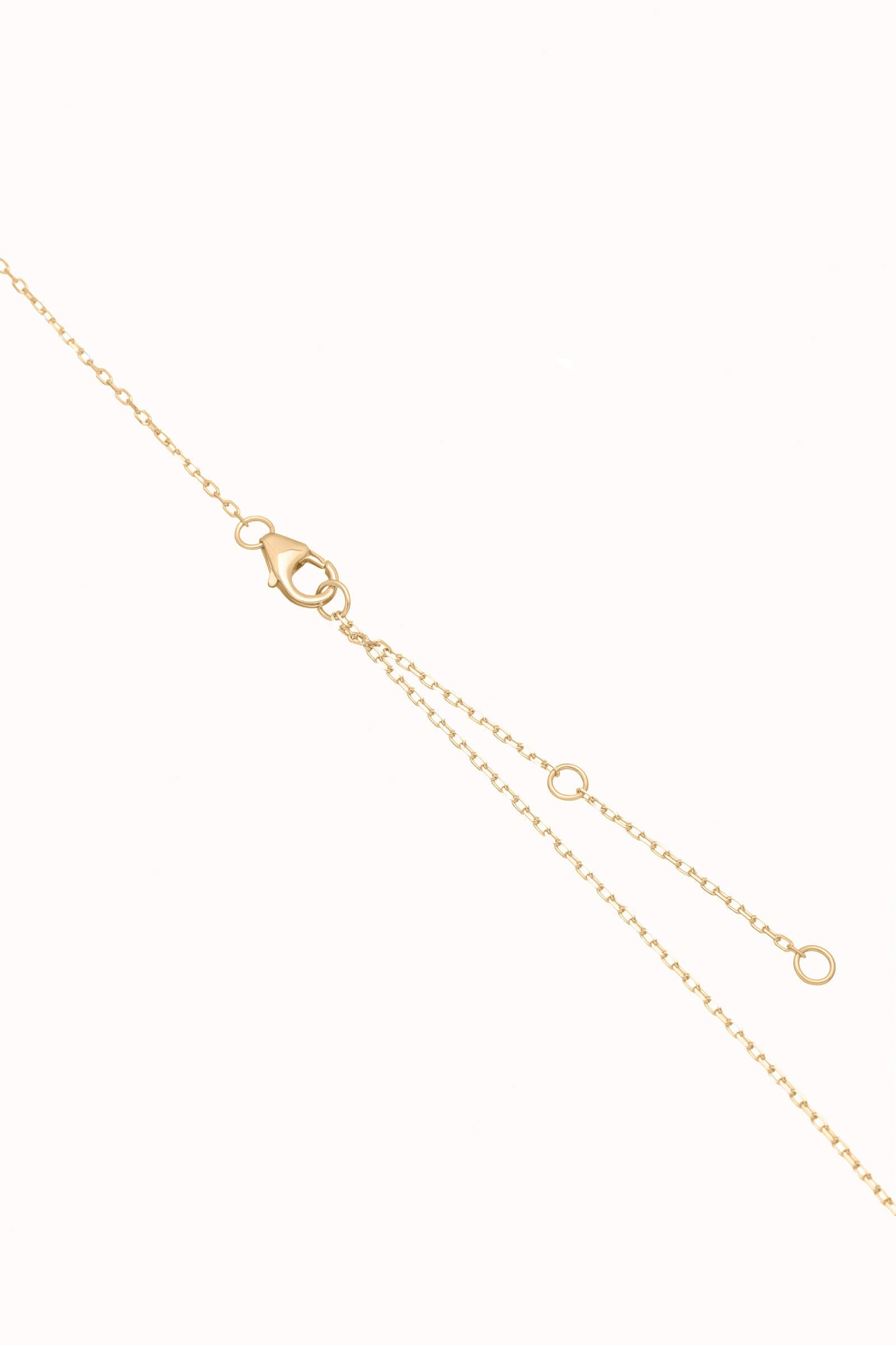 Elio three diamond necklace in solid yellow gold by Anate, close-up of the chain